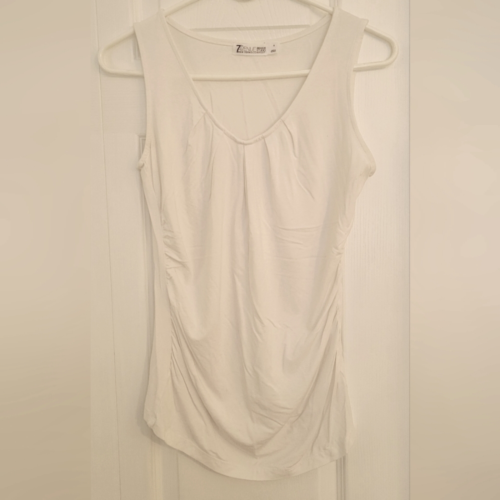 7th avenue New York Company size small white